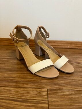 Neutral Block Heel Sandals with White Strap